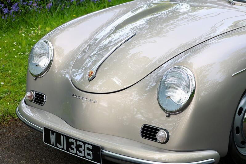 PORSCHE 356