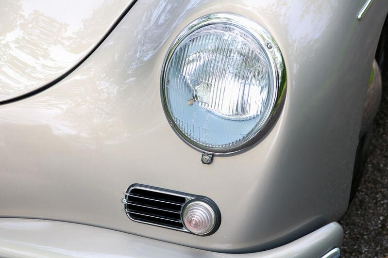 PORSCHE 356