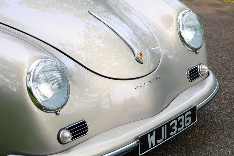 PORSCHE 356