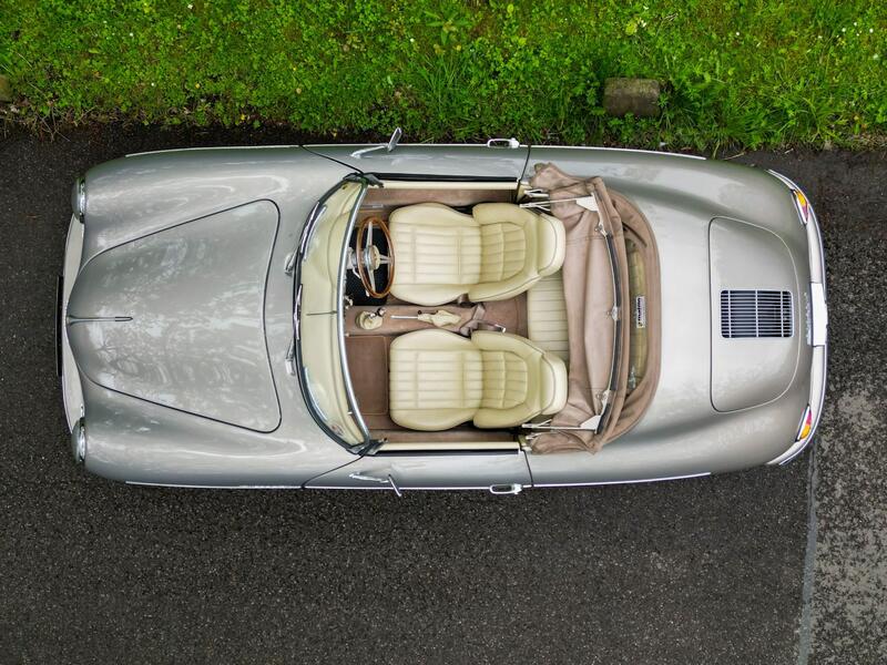 PORSCHE 356